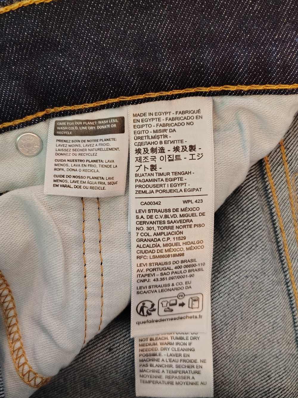 Levi's Dark Indigo Slim Jeans with Contrast Stitching - Picture 4 of 7